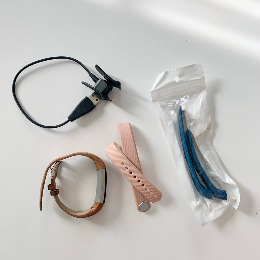 Fitbit Alta with 3 bands